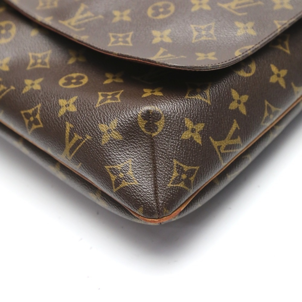 LOUIS VUITTON Brown Monogram Canvas Shoulder Bag - Picture 6 of 16